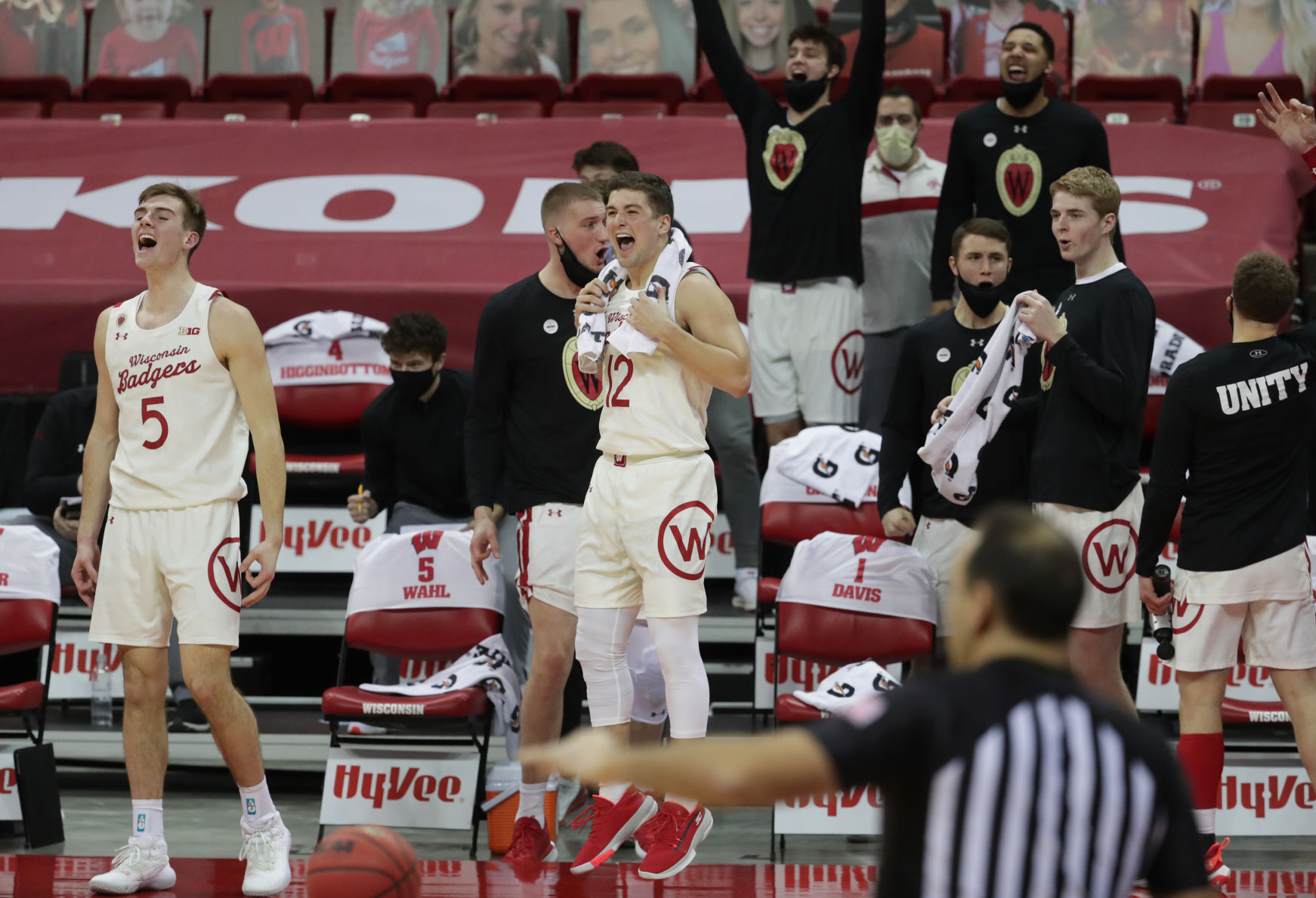 OSU 74, UW 62